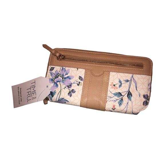 NWT Time & Tru Floral Tan Large Zip Around Wallet -‎ Lots Of Storage!!! - Picture 1 of 10